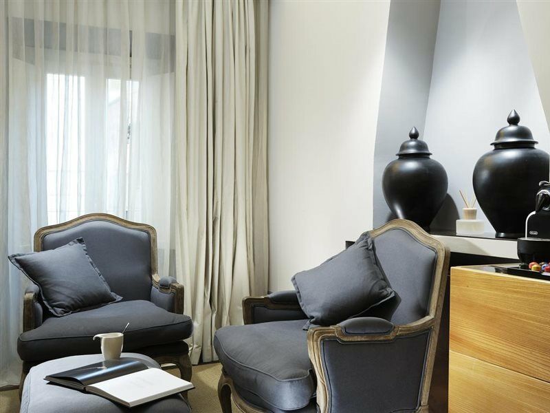 Mario De' Fiori 37 Hotel Rom